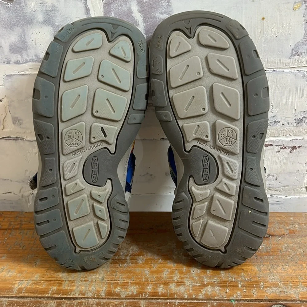 Keen Little Kids Knotch Creek Sandals Size 1 Water Shoes Hiking Blue Red Tie Dye